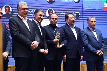 درخشش مجتمع فولاد ظفر بناب در بین صادرکنندگان نمونه ملی 